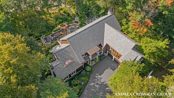 $7,250,000 | 4076 Fiddlers Way, Holland, MI 49423