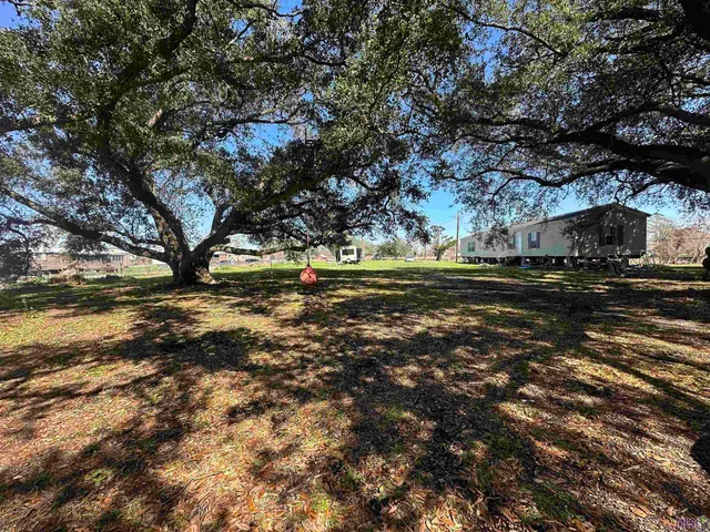 $199,900 | 302 Lower Country Drive, Bourg, LA 70343