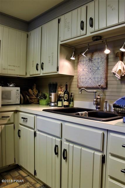 129 South Fairview Road Tafton, PA 18464 - Photo 30 of 96 Kitchen