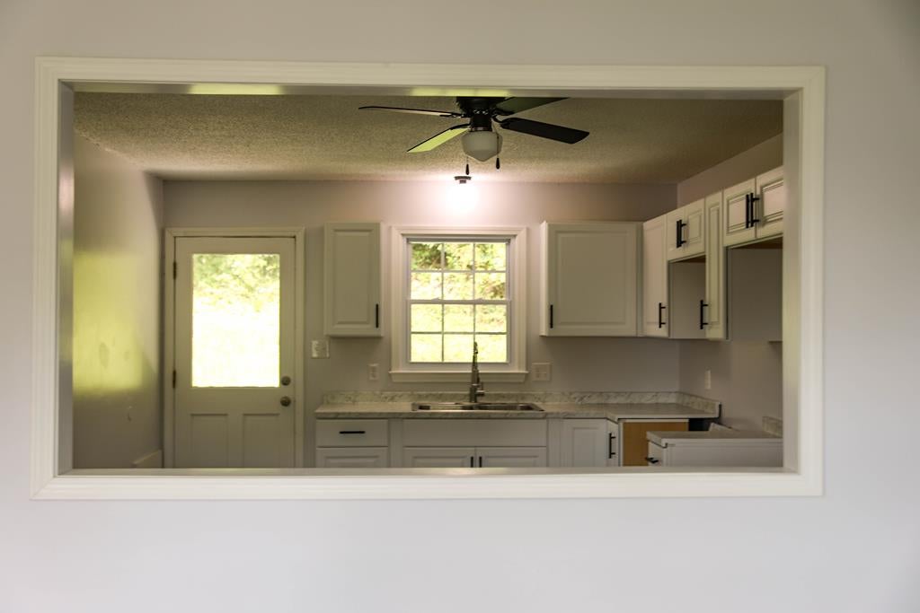 10089 Island Road Bristol, VA 24202 - Photo 16 of 49 Gallery Image 16