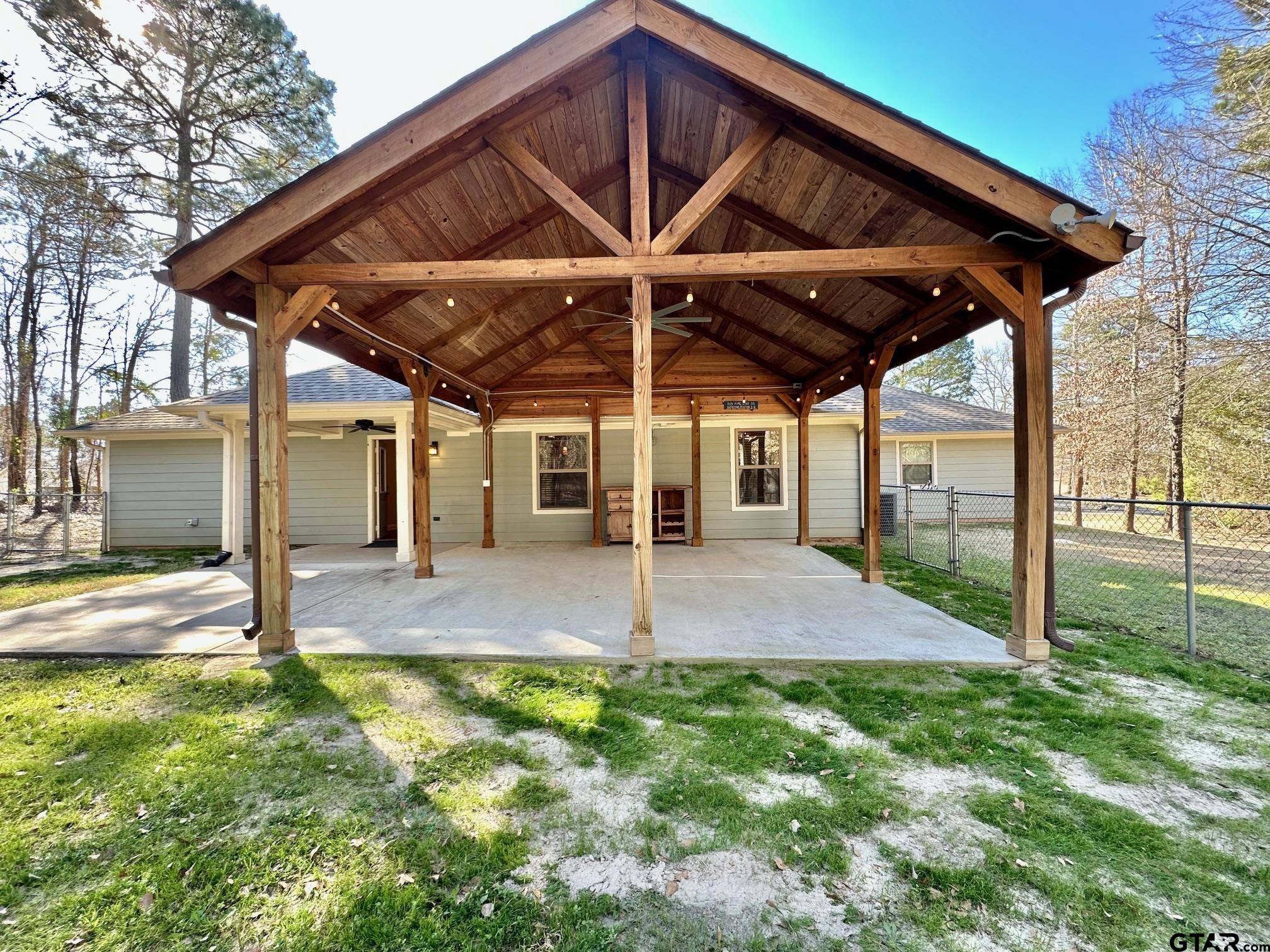 201 Memory Lane Kilgore, TX 75662 - Photo 39 of 45