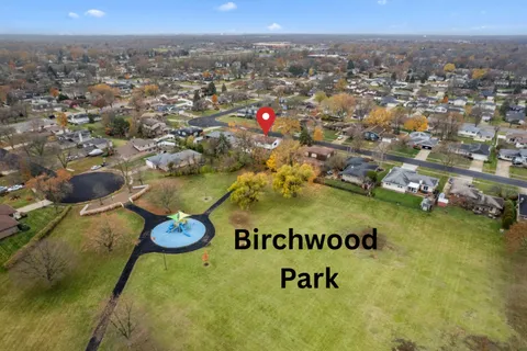 $715,000 | 7205 Walden Lane, Darien, IL 60561