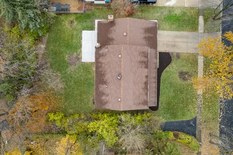 $715,000 | 7205 Walden Lane, Darien, IL 60561