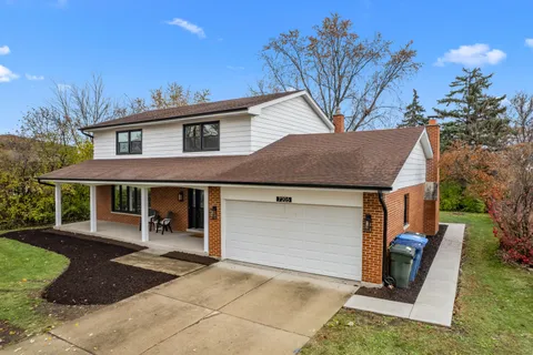 $715,000 | 7205 Walden Lane, Darien, IL 60561