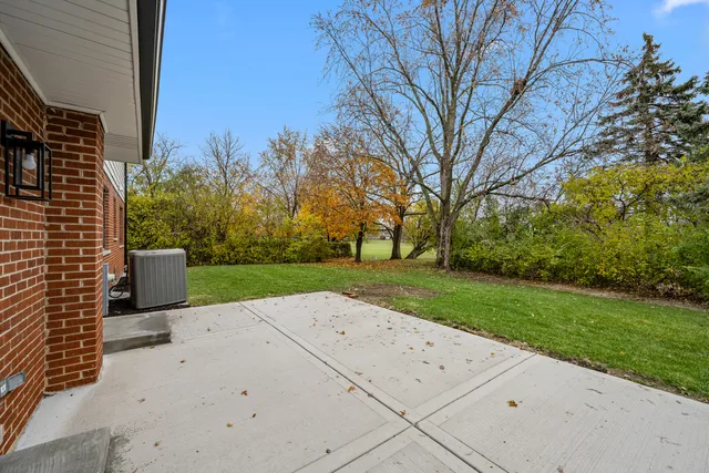 $715,000 | 7205 Walden Lane, Darien, IL 60561