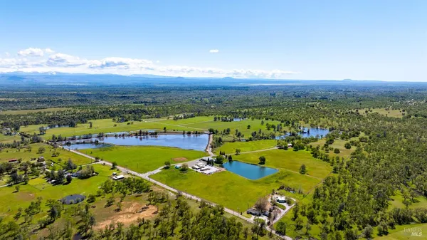 $2,849,000 | 21623 7 Lakes Road, Redding, CA 96003