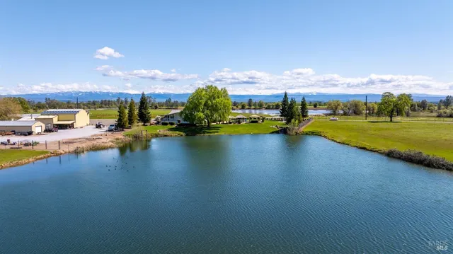 $2,849,000 | 21623 7 Lakes Road, Redding, CA 96003