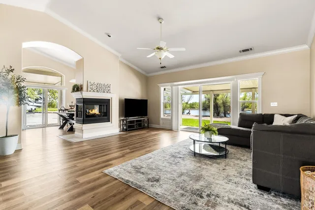 $2,849,000 | 21623 7 Lakes Road, Redding, CA 96003