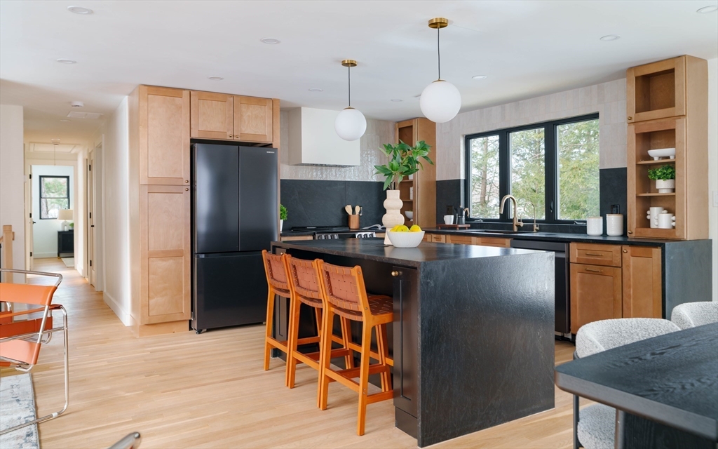 8 Emily Road Framingham, MA 01701 - Photo 12 of 42