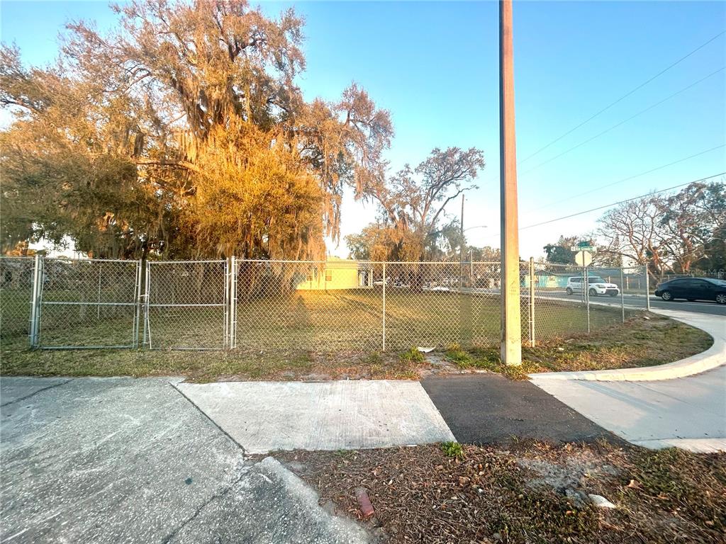 2035 Rio Grande Avenue Orlando, FL 32805 - Photo 3 of 7 a view of a lake view