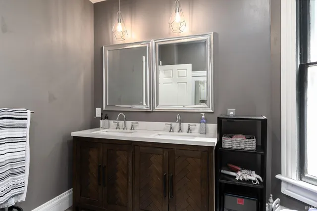 $275,000 | 609 Jefferson Street, Covington, IN 47932