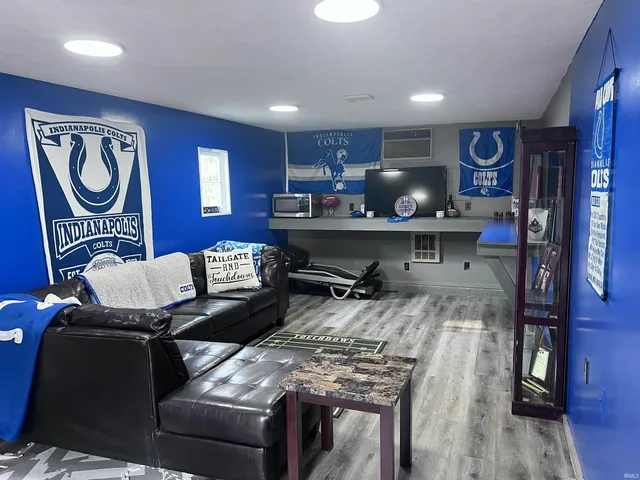 $275,000 | 609 Jefferson Street, Covington, IN 47932