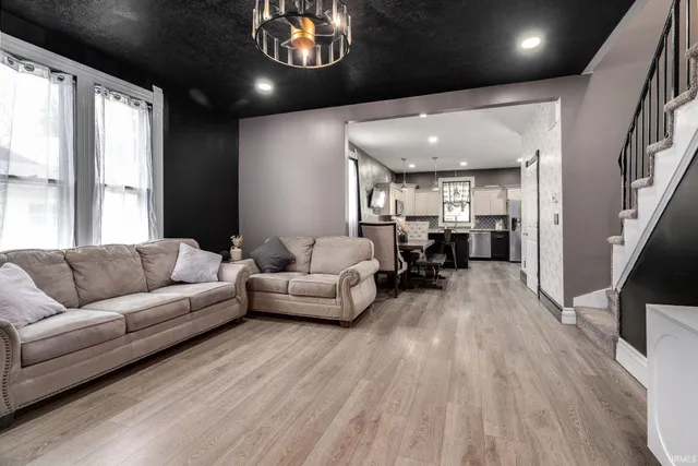 $275,000 | 609 Jefferson Street, Covington, IN 47932