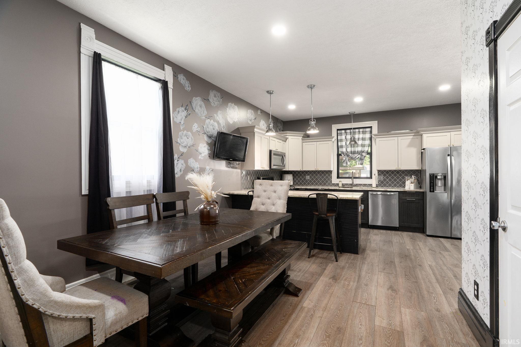 609 Jefferson Street Covington, IN 47932 - Photo 8 of 36