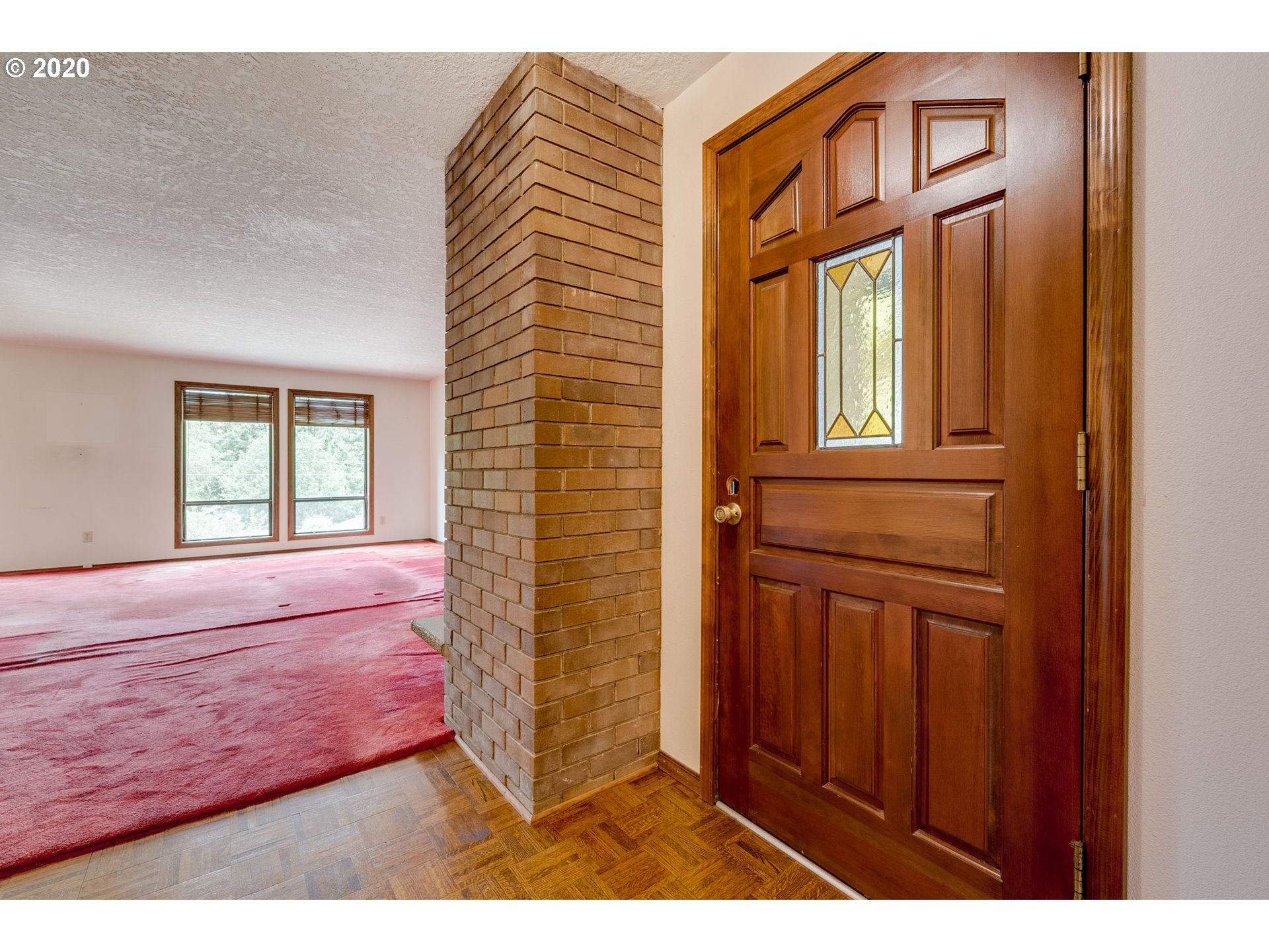 3612 Southwest Custer Street Portland, OR 97219 - Photo 3 of 32 Gallery Image 3
