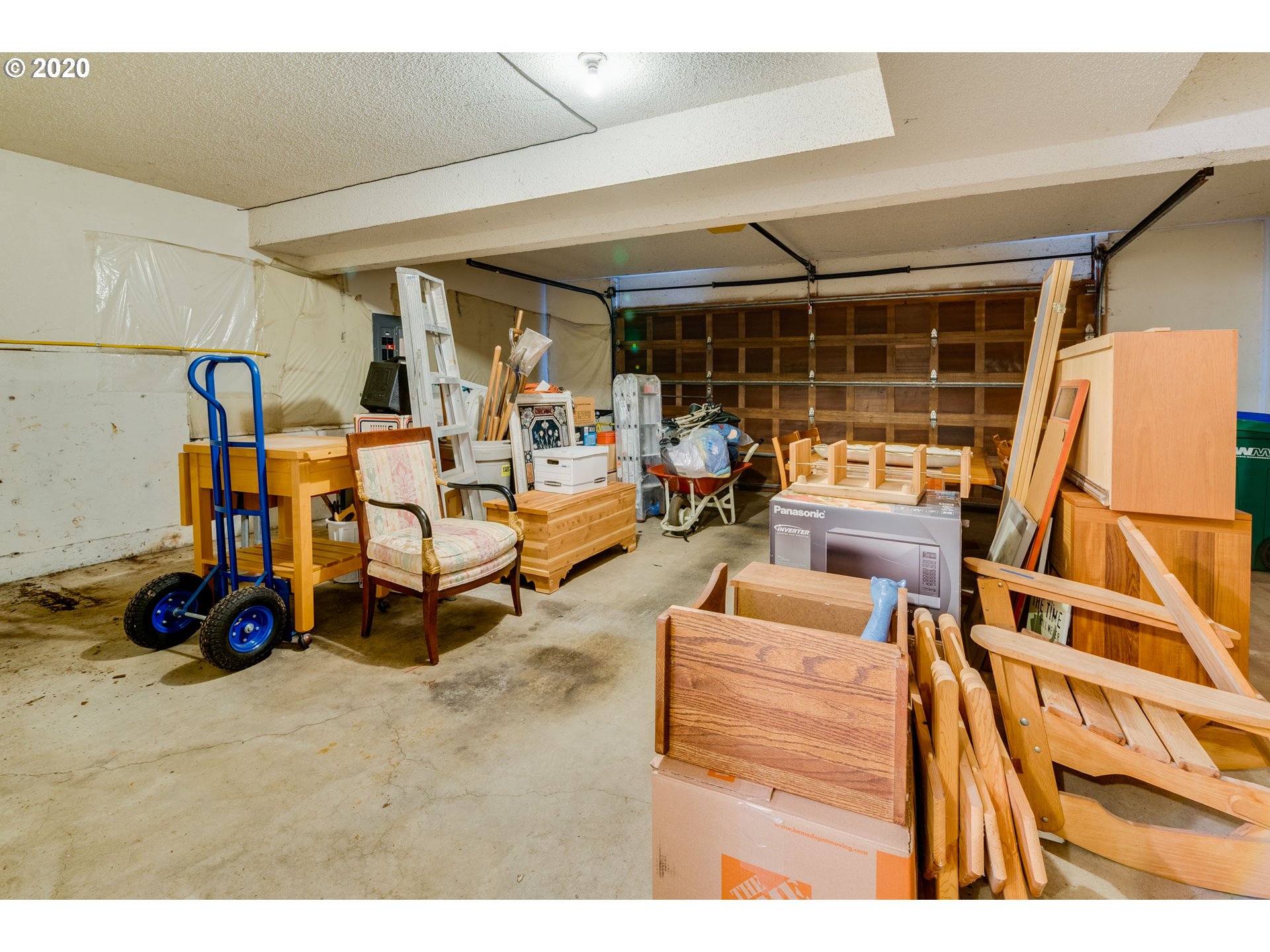 3612 Southwest Custer Street Portland, OR 97219 - Photo 26 of 32 Gallery Image 26