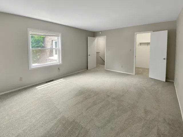 $1,800 | 36934 Illinois Rte 59, Unit 2, Ingleside, IL 60041