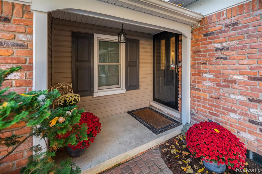 32666 Old Post Road Beverly Hills, MI 48025 - Photo 38 of 39