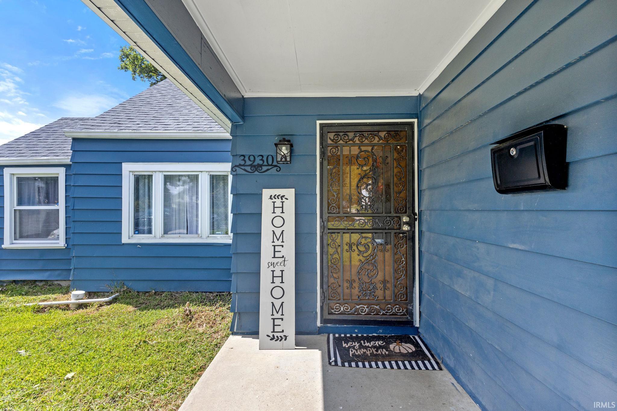 3930 Abbott Street Fort Wayne, IN 46806 - Photo 2 of 31