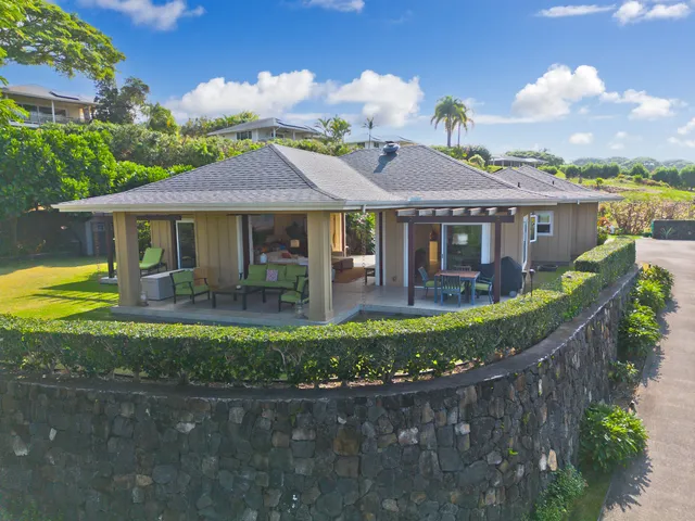 $3,385,000 | 77-145 Kalaniuka Street, Holualoa, HI 96725