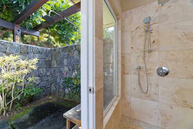 $3,385,000 | 77-145 Kalaniuka Street, Holualoa, HI 96725