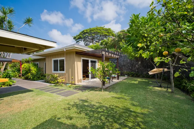 $3,385,000 | 77-145 Kalaniuka Street, Holualoa, HI 96725