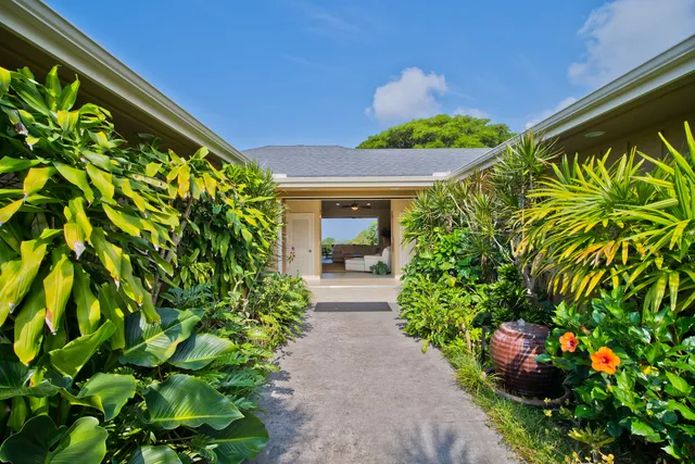 $3,385,000 | 77-145 Kalaniuka Street, Holualoa, HI 96725
