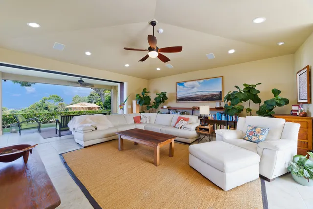 $3,385,000 | 77-145 Kalaniuka Street, Holualoa, HI 96725