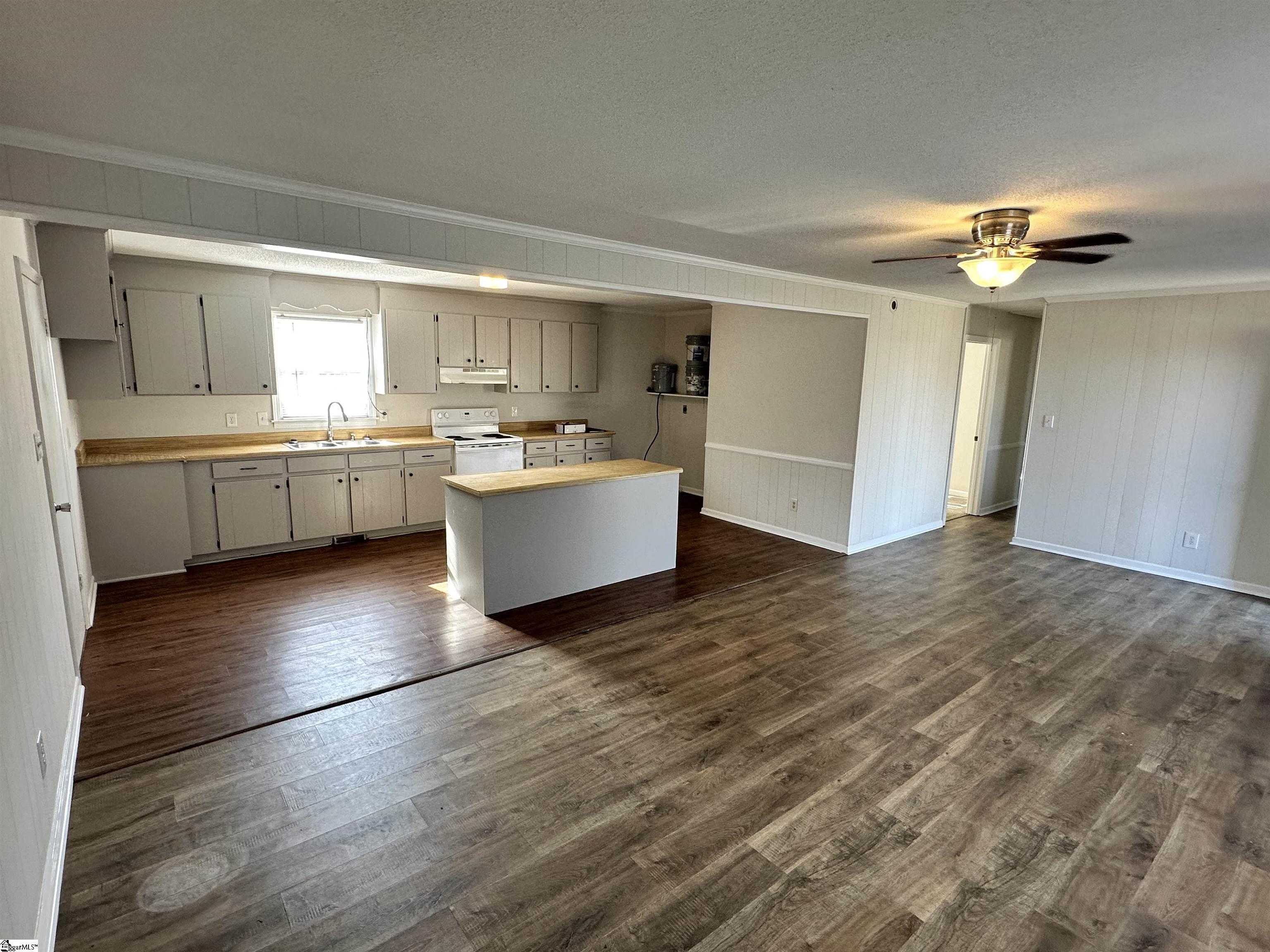 199 Shortie Street Greer, SC 29651 - Photo 9 of 20