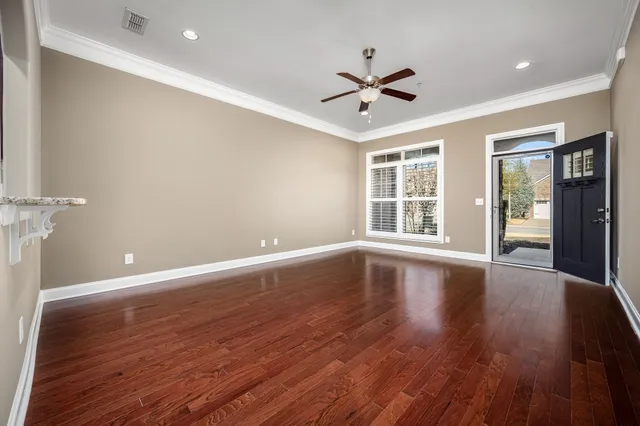 $449,899 | 2116 Herring Crossing, Murfreesboro, TN 37130