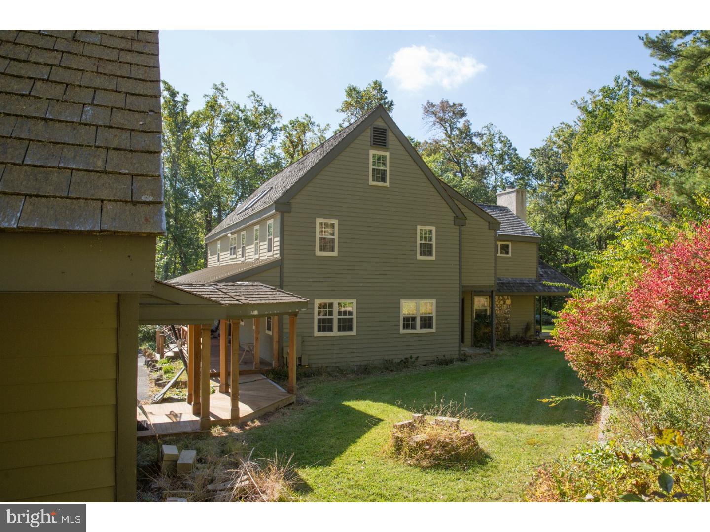 1223 Eagle Road Newtown, PA 18940 - Photo 15 of 20 Exterior Side