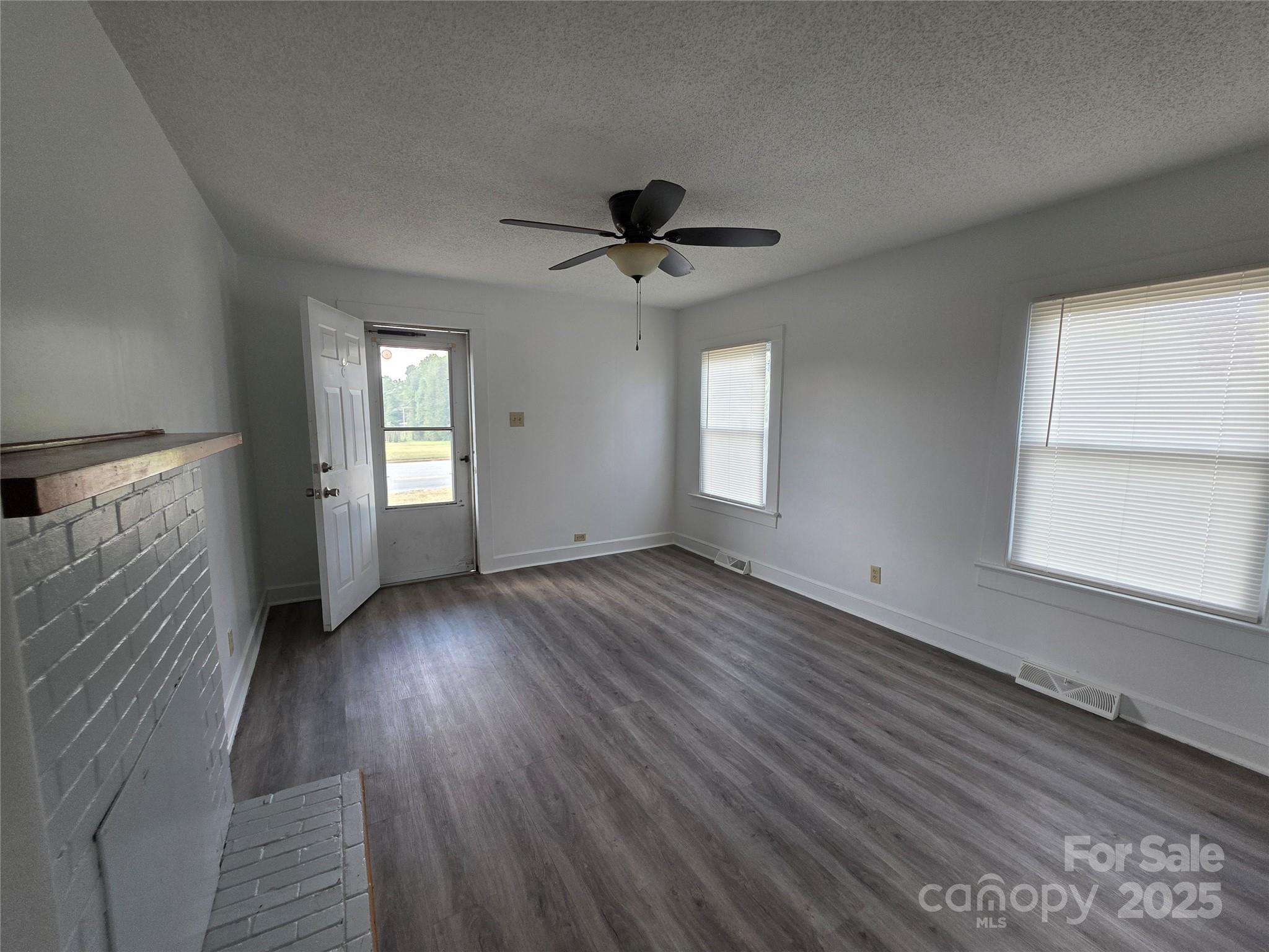 906 Linwood Road Gastonia, NC 28052 - Photo 8 of 10 Gallery Image 8