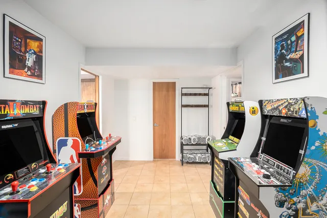 $389,000 | 10205 Lost Canyon Drive, Stanwood, MI 49346