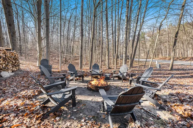 $389,000 | 10205 Lost Canyon Drive, Stanwood, MI 49346