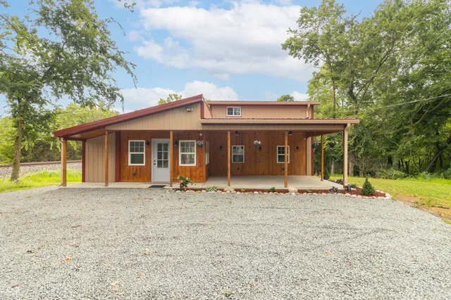 $635,000 | 118 North Huston Street, Ingalls, IN 46048