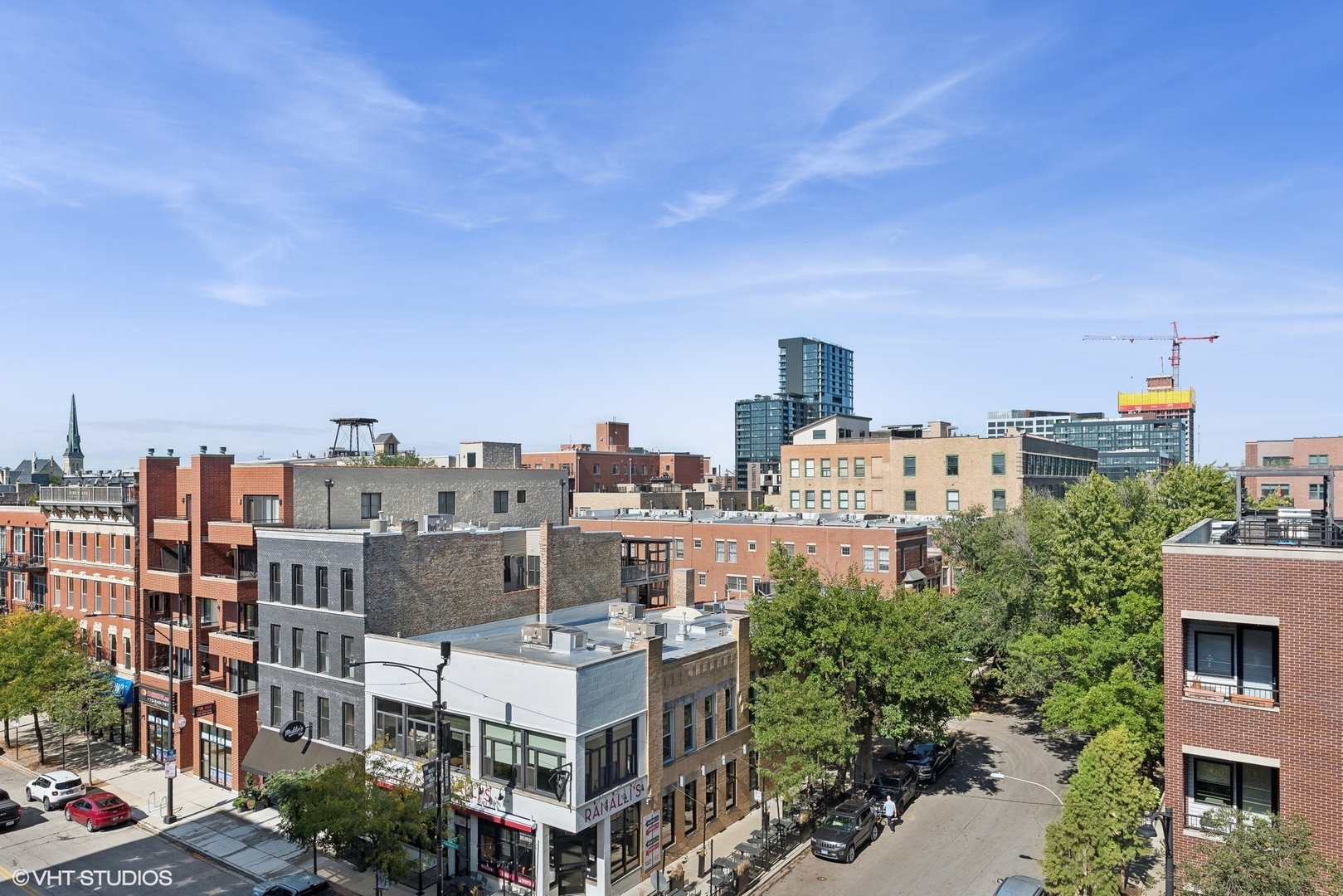 1301 West Madison Street, Unit 501 Chicago, IL 60607 - Photo 24 of 30 a view of a city