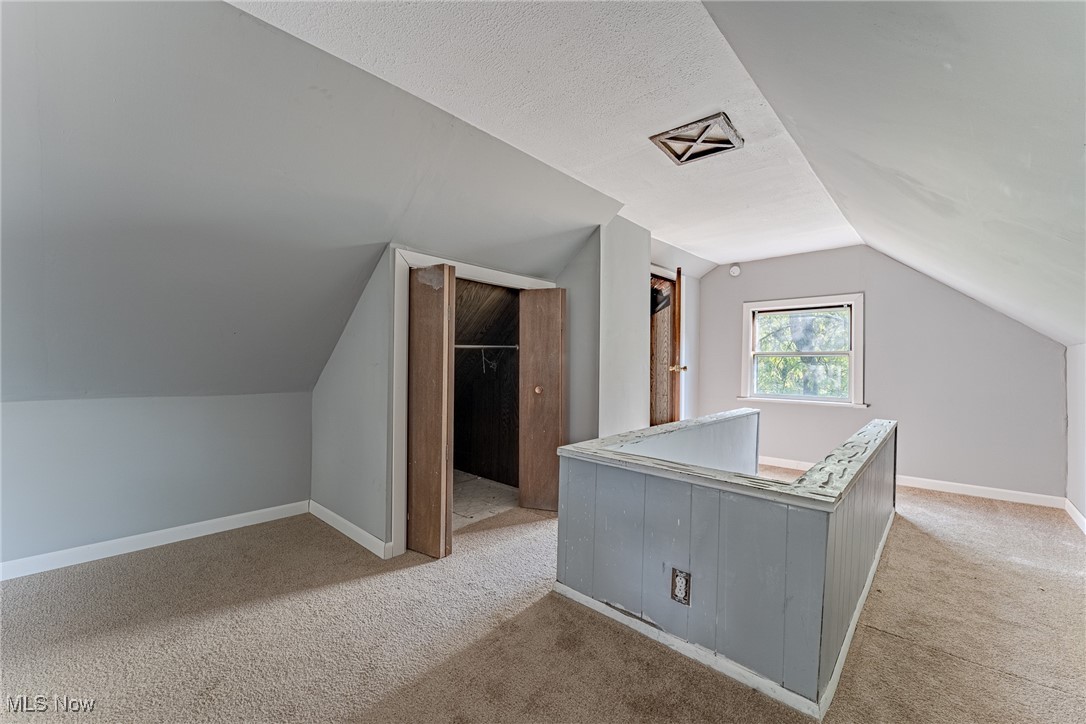 3496 East Scarborough Road Cleveland, OH 44118 - Photo 17 of 28