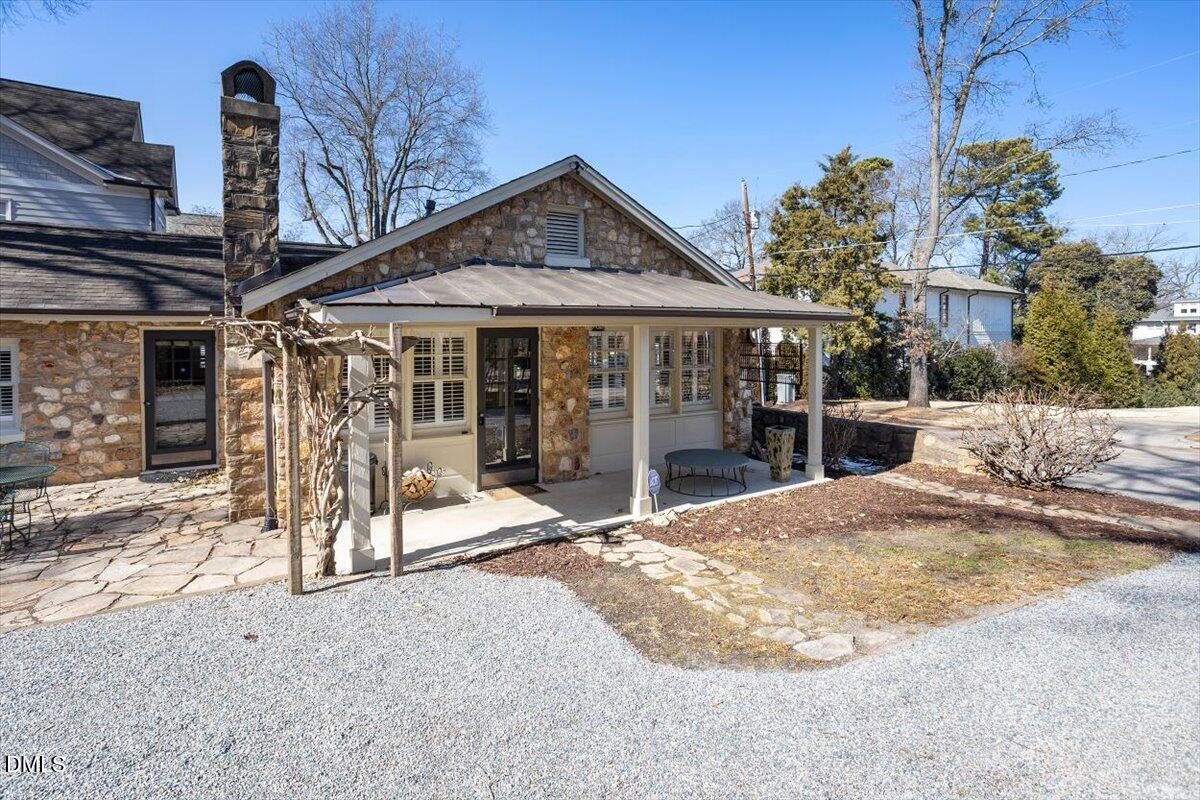2609 Davis Street Raleigh, NC 27608 - Photo 2 of 31 a view of a house
