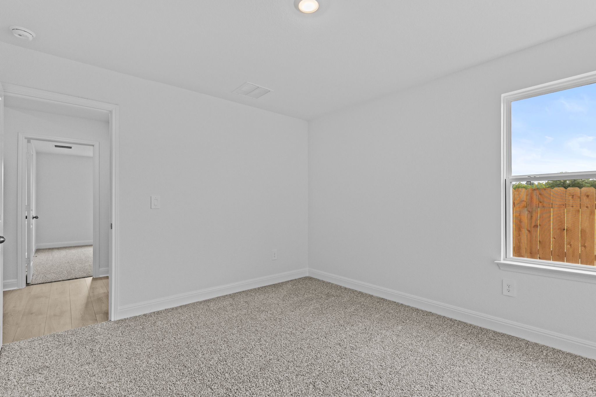 253 Rivers Edge Drive Georgetown, TX 78628 - Photo 20 of 34