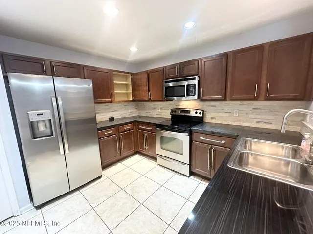 $1,450 | 6916 Ortega Woods Drive, Unit 99, Jacksonville, FL 32244