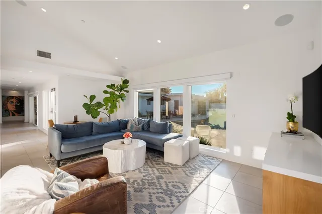 $2,195,000 | 2630 San Angelo Drive, Claremont, CA 91711