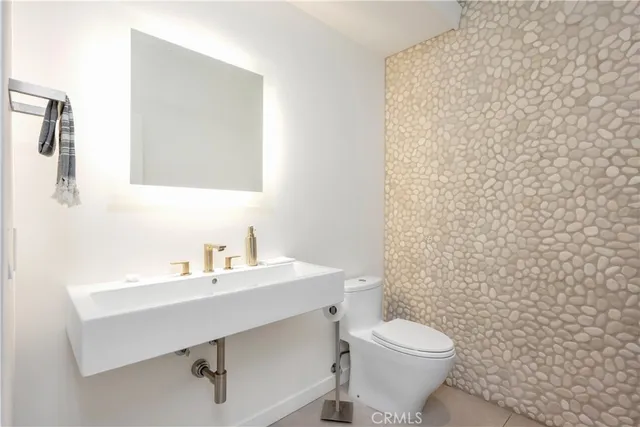 $2,195,000 | 2630 San Angelo Drive, Claremont, CA 91711