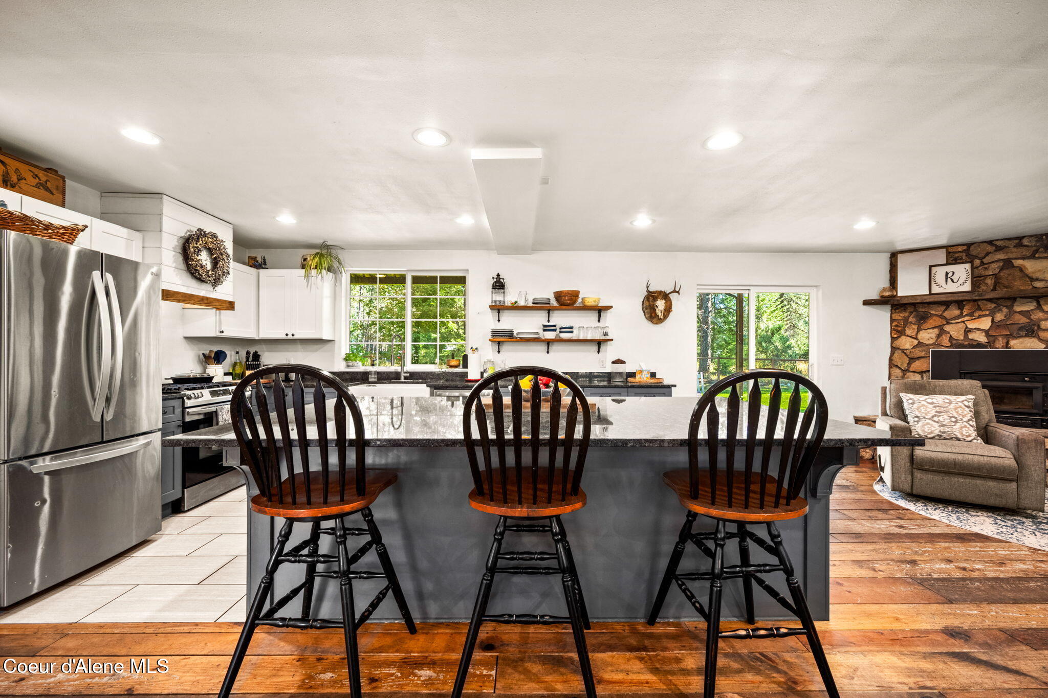 7434 West Diagonal Road Rathdrum, ID 83858 - Photo 27 of 69 Kitchen Island