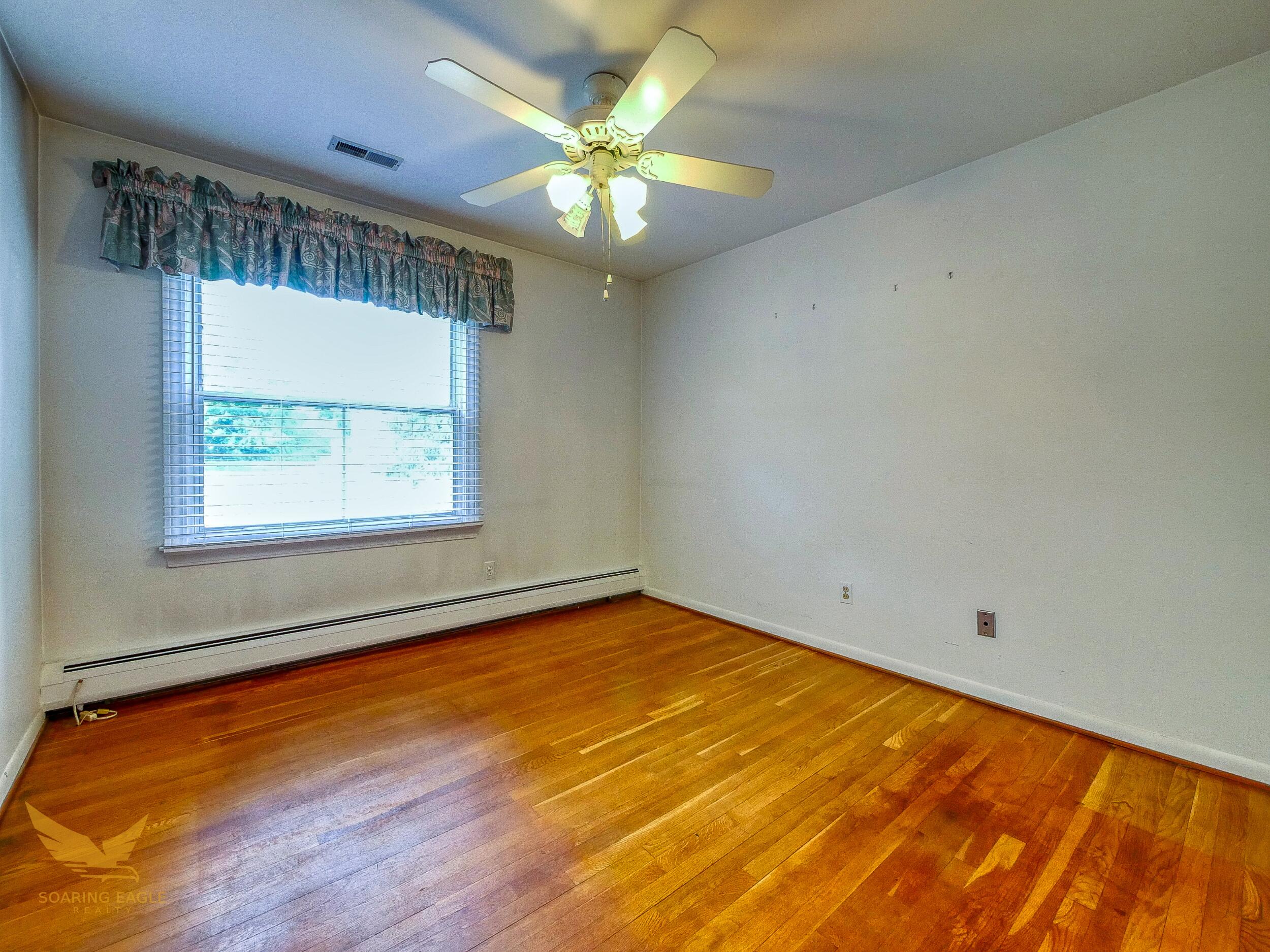 1776 Welch Road Walled Lake, MI 48390 - Photo 4 of 23 4