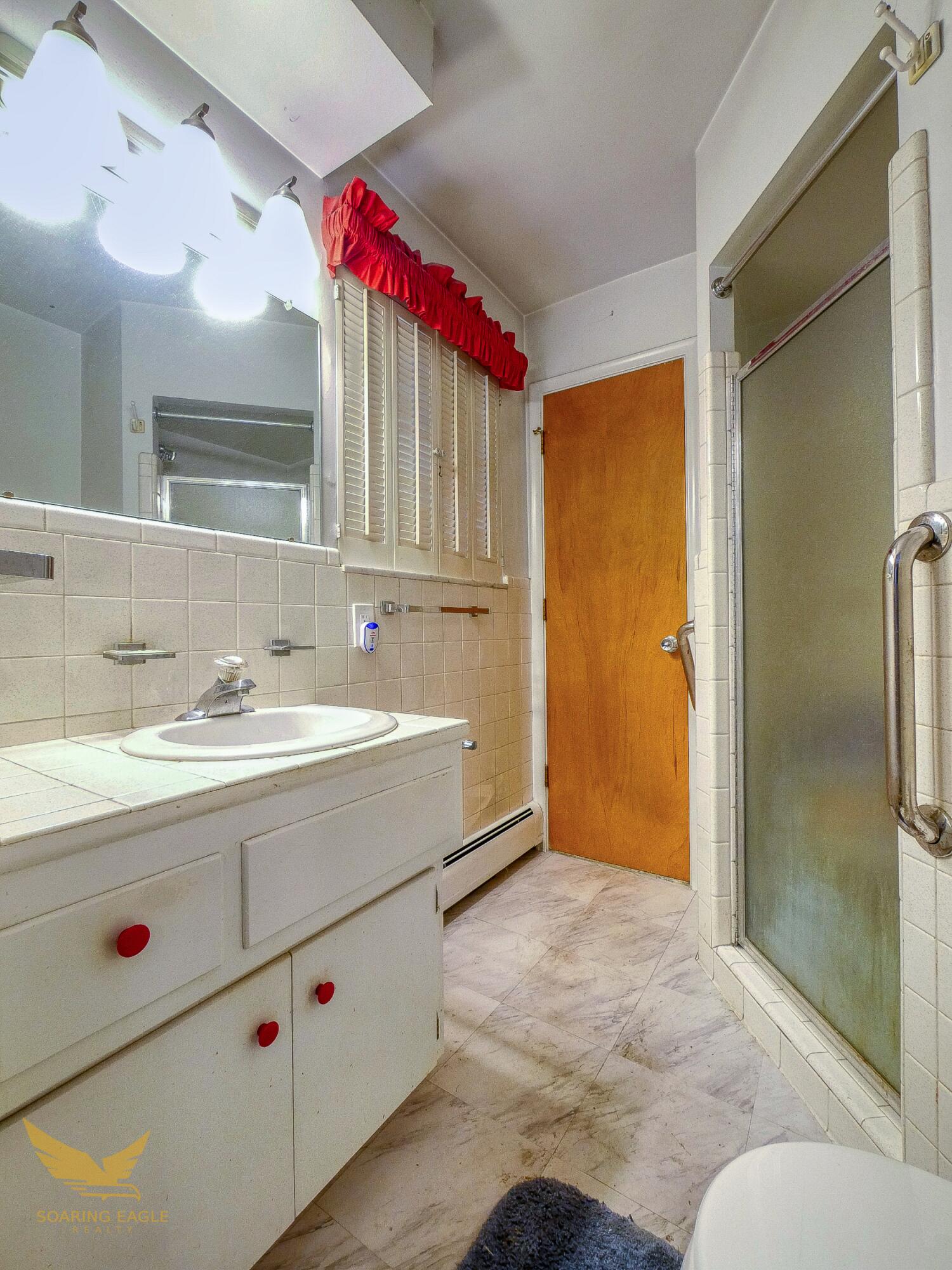 1776 Welch Road Walled Lake, MI 48390 - Photo 8 of 23 6a