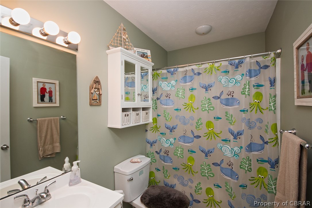 639 Aarons Bch Road Diggs, VA 23045 - Photo 16 of 28