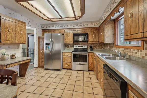 $399,900 | 26324 Chisholm Street Northeast, Isanti, MN 55040