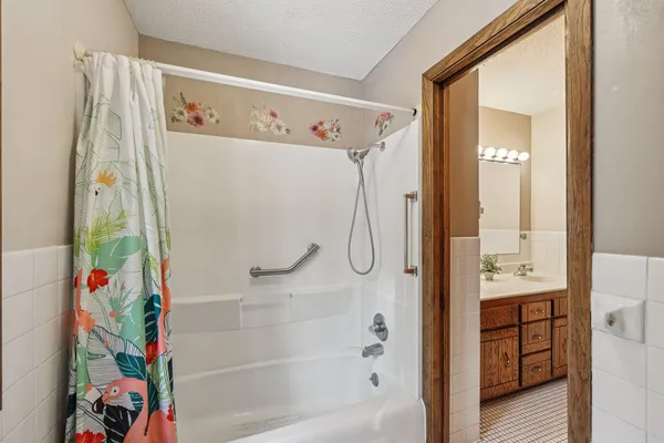 $399,900 | 26324 Chisholm Street Northeast, Isanti, MN 55040