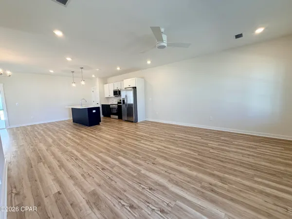 $1,950 | 2315 Discovery Loop, Panama City, FL 32405