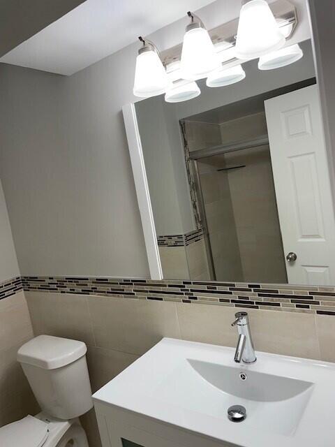 8872 16 1/2 Mile Road Sterling Heights, MI 48312 - Photo 13 of 40 13